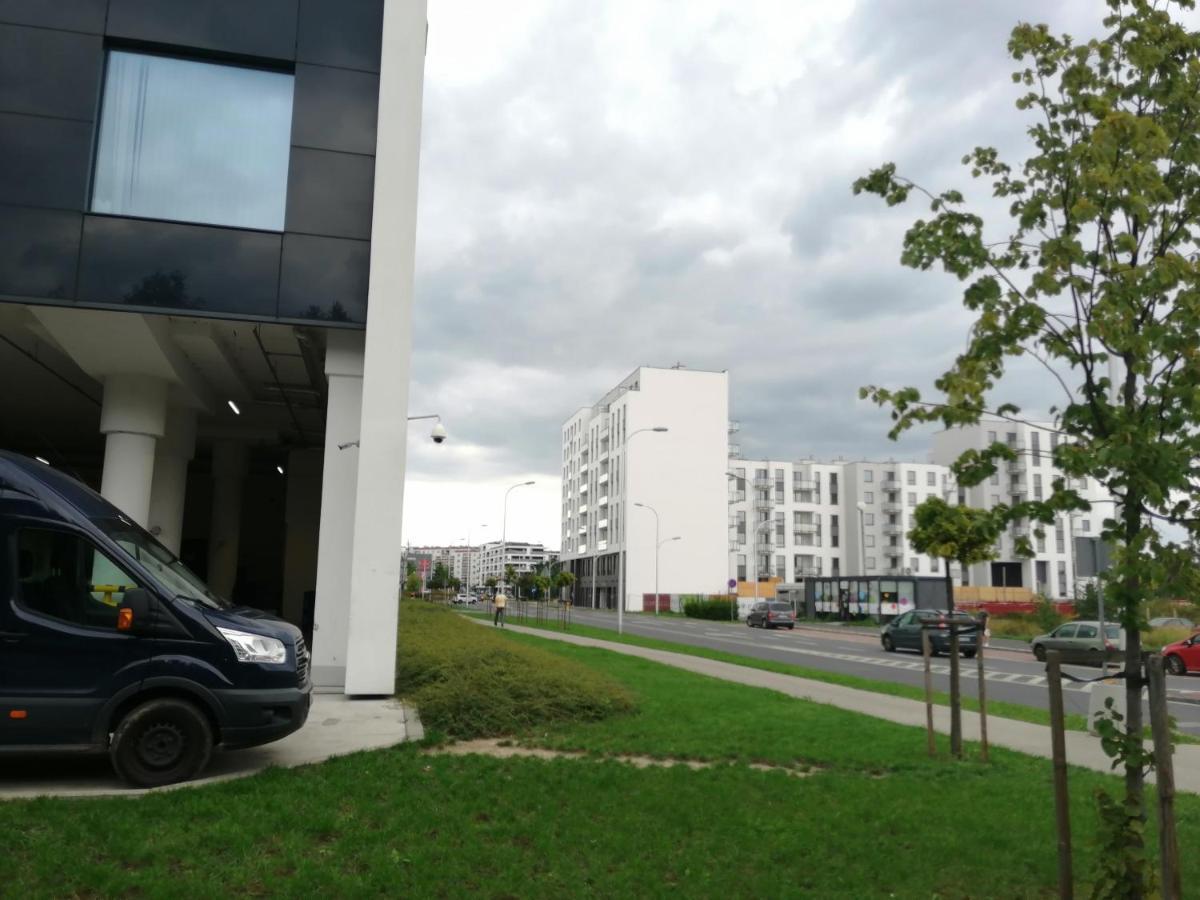 Apartamenty Galeria Polnocna Варшава Экстерьер фото