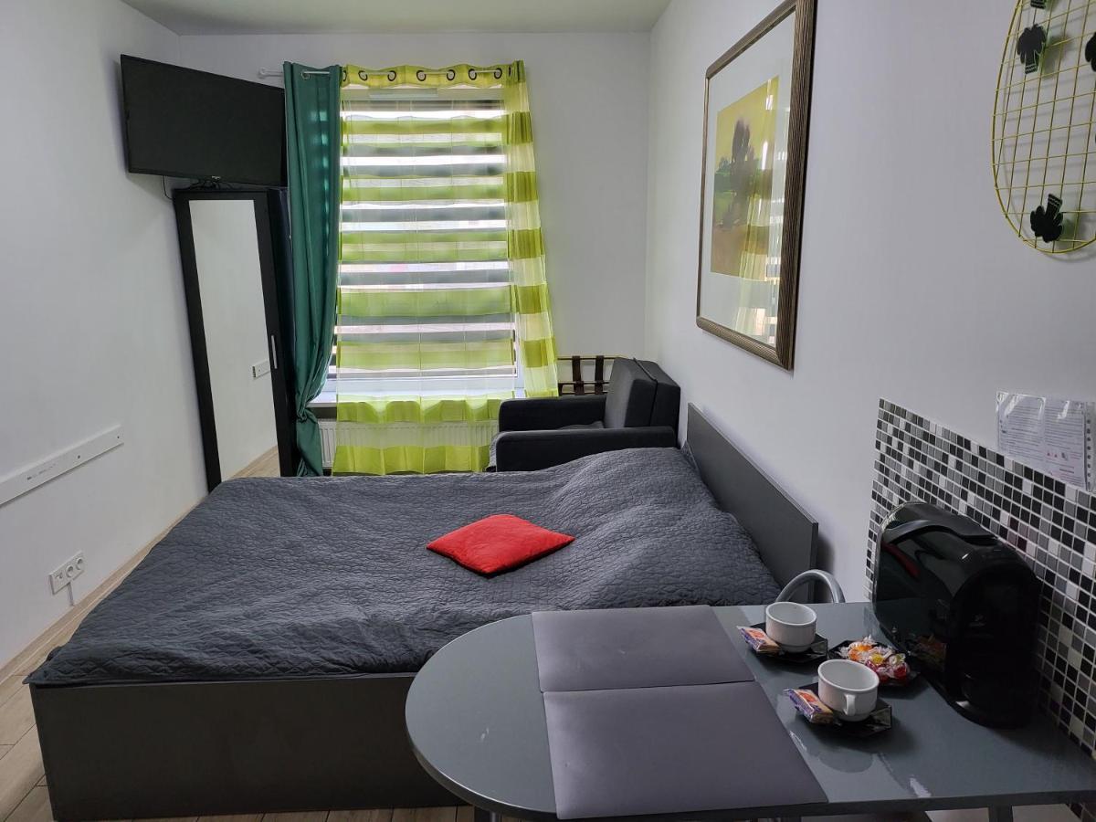 Apartamenty Galeria Polnocna Варшава Экстерьер фото